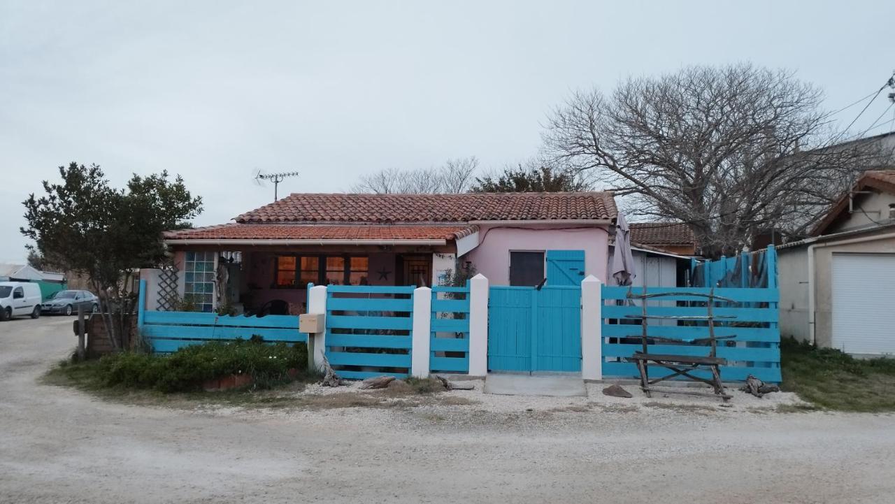 Une Maison Sur Une Presqu'Ile Пор-Сен-Луї-дю-Рон Екстер'єр фото